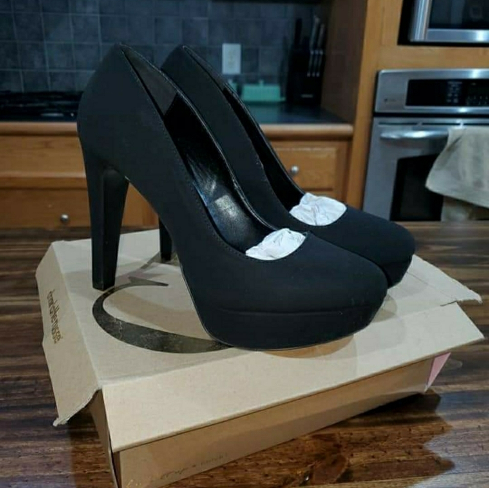 Black platform heels